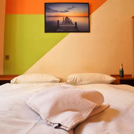 A - Centrum Hostal Praga