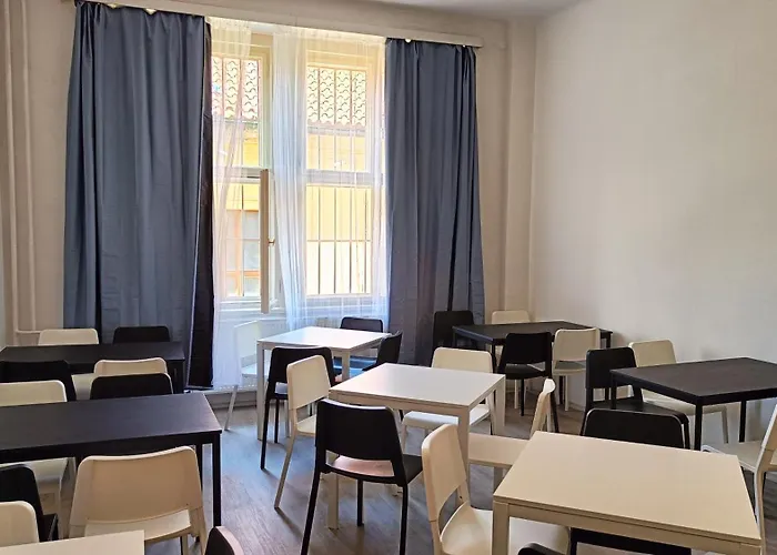 A - Centrum Hostel *